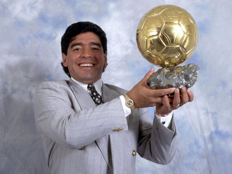 روزشمار توپ طلا: در دستان مارادونا!
